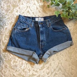 Levi’s cut-off denim shorts